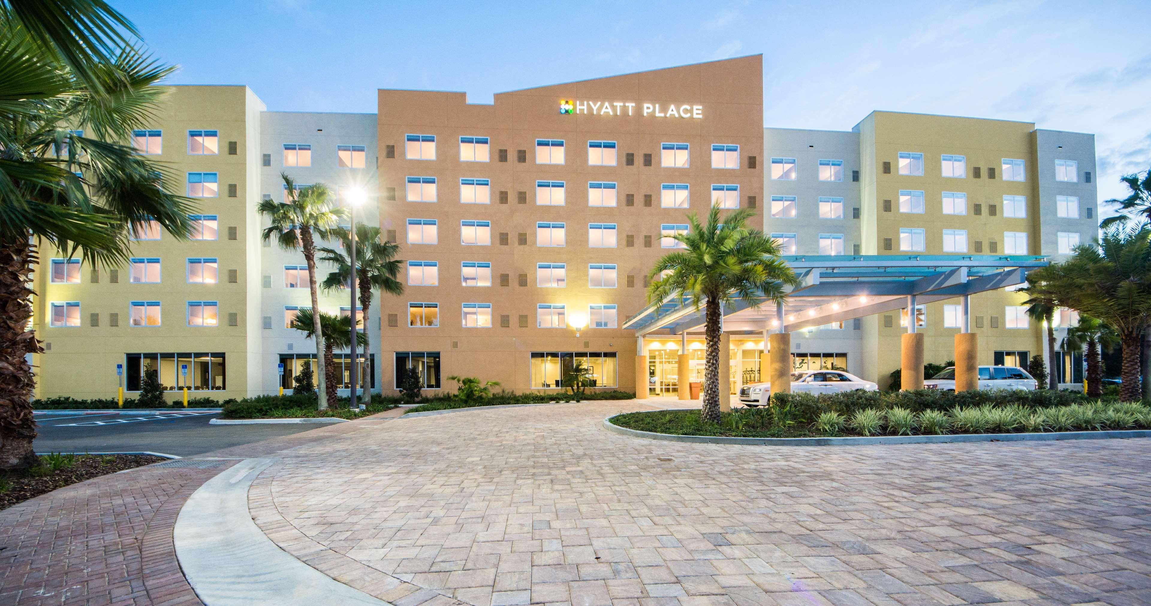 Hyatt Place Orlando/Lake Buena Vista Hotel Exterior photo